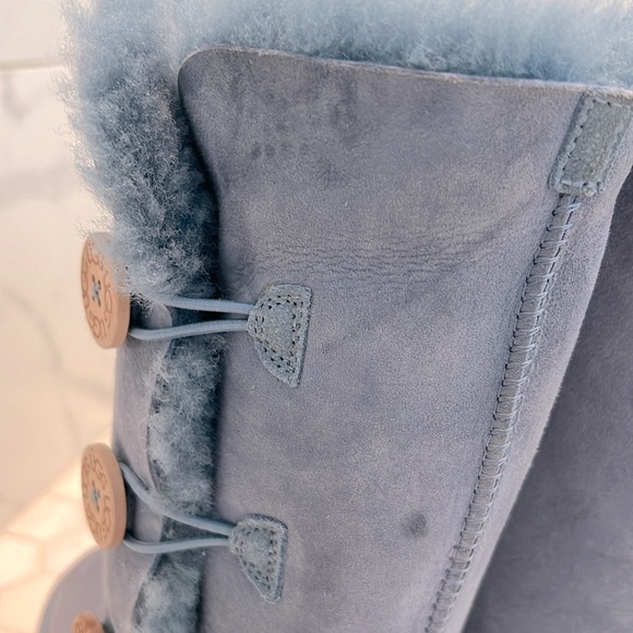 UGG Australia Bailey Button Triplet Dolphin Blue Leather Boots Women’s Size 6 - Picture 13 of 16